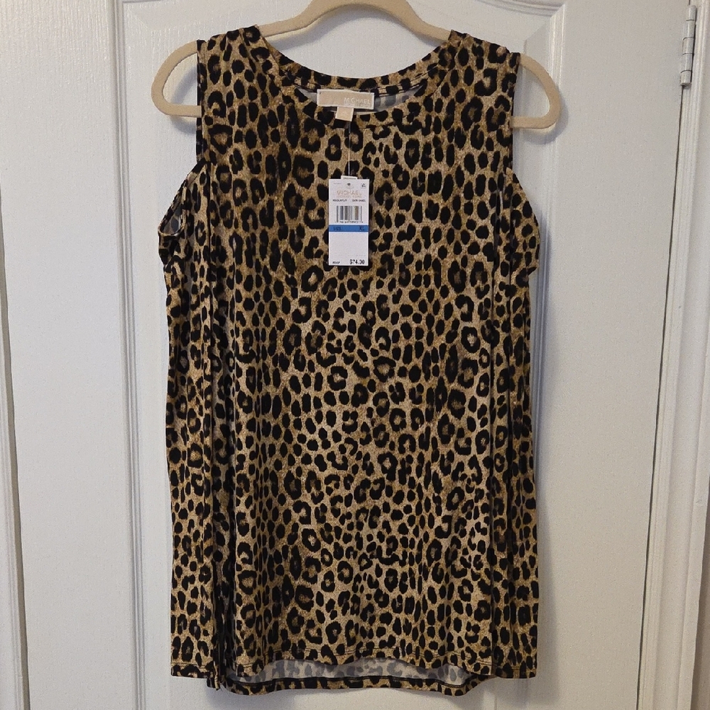 Leopard Print Sleeveless Top